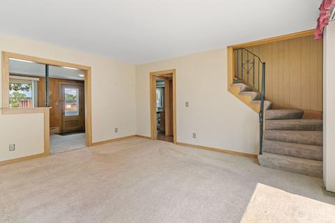 2201 W Johnsburg Rd, Johnsburg, IL 60051 photo 10