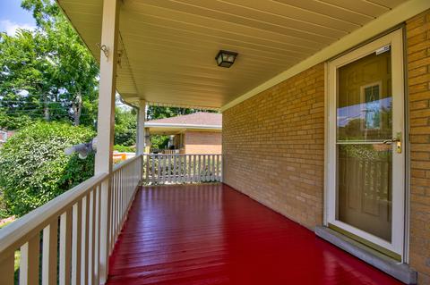 1950 Pine St, Des Plaines, IL 60018 photo 17