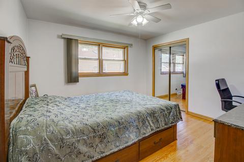 1950 Pine St, Des Plaines, IL 60018 photo 8