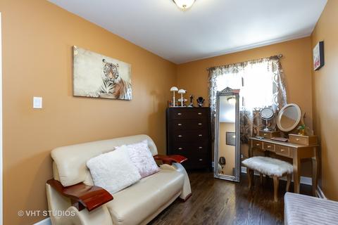 10001 S Lowe Ave, Chicago, IL 60628 photo 6