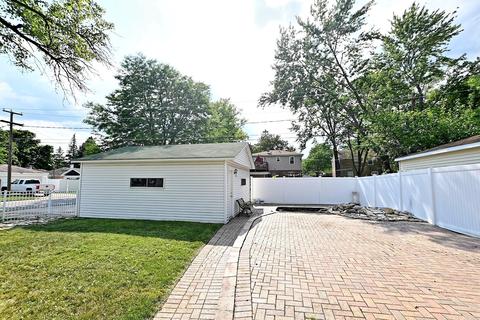 2444 S 19th Ave, Broadview, IL 60155 photo 25