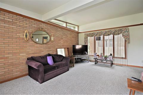 1485 W Budd Blvd, Kankakee, IL 60901 photo 3