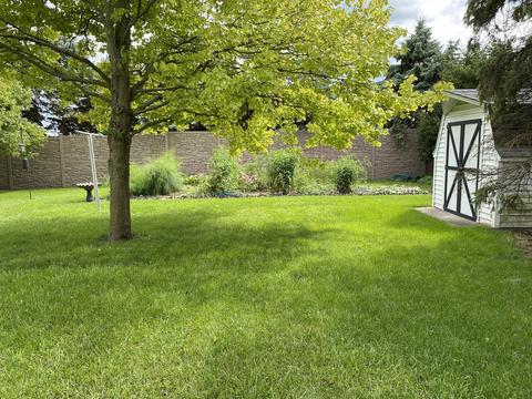 309 E 1st St, Gridley, IL 61744 photo 15