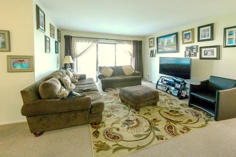 585 Williamsburg Ct #D1, Wheeling, IL 60090 photo 5
