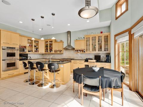 3524 Spring Rd, Oak Brook, IL 60523 photo 13