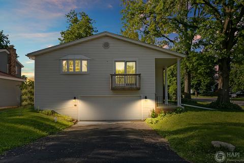 302 Crest Dr, Cary, IL 60013 photo 5