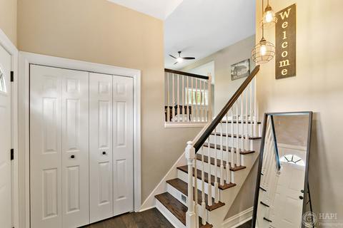 302 Crest Dr, Cary, IL 60013 photo 7