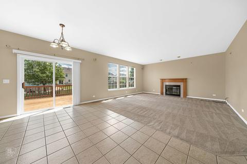 6 Queensbury Ct, Algonquin, IL 60102 photo 8