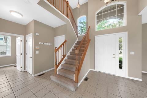 6 Queensbury Ct, Algonquin, IL 60102 photo 2