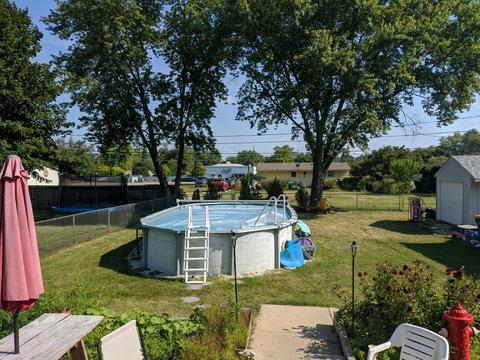 4908 Bonner Dr, Mchenry, IL 60050 photo 2