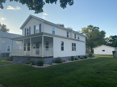 122 E Seminole St, Dwight, IL 60420 photo 2