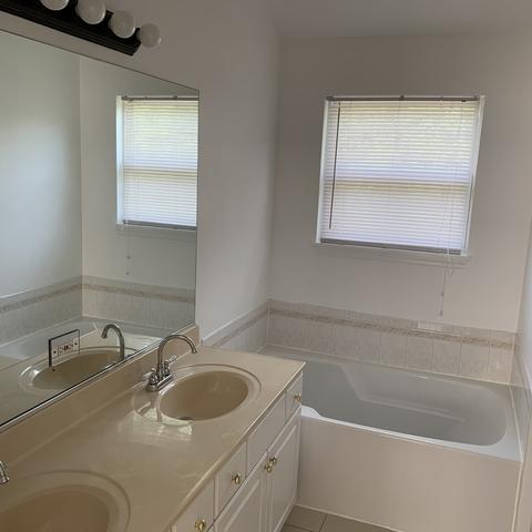 136 Forestview Ln, Aurora, IL 60502 photo 20