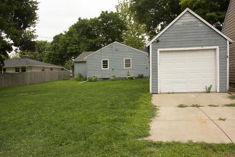 209 Pine St, Morrison, IL 61270 photo 3