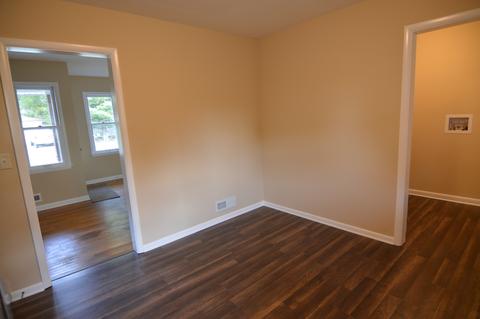 2501 S Scheid Ln, Mchenry, IL 60051 photo 7