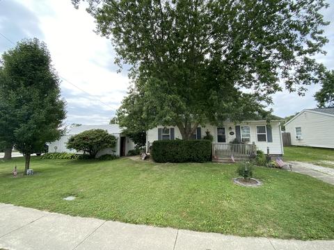 104 N Seminary St, Downs, IL 61736 photo 1
