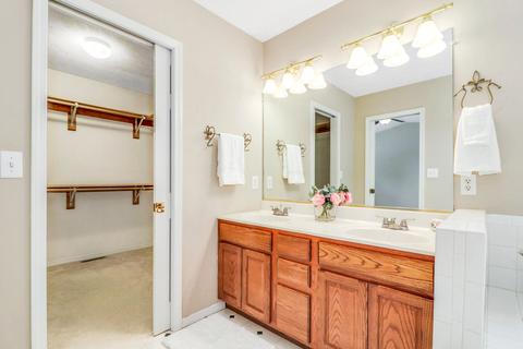 703 Ironwood Dr, Normal, IL 61761 photo 30