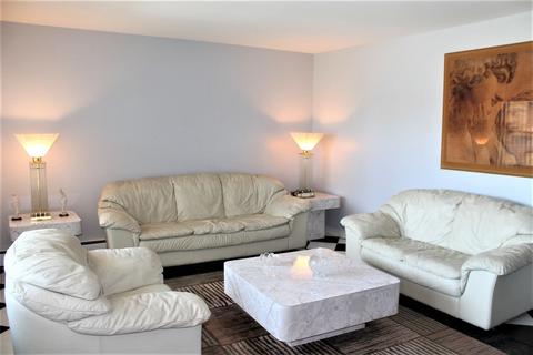 1353 Meyer Dr, Addison, IL 60101 photo 2