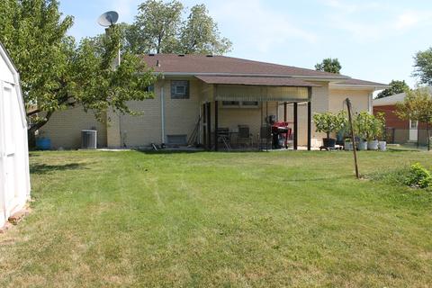 1353 Meyer Dr, Addison, IL 60101 photo 17