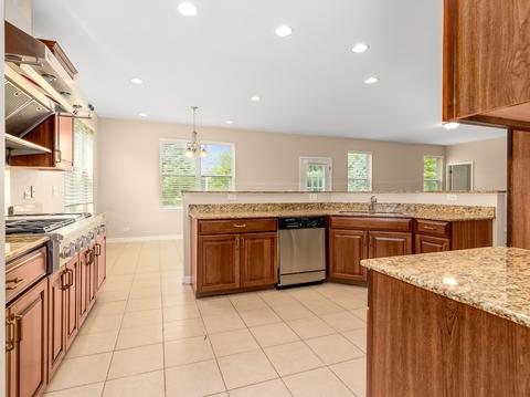3000 Cookson Ave, Elgin, IL 60124 photo 10