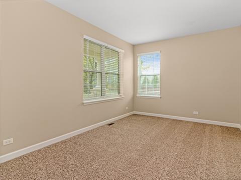 3000 Cookson Ave, Elgin, IL 60124 photo 4