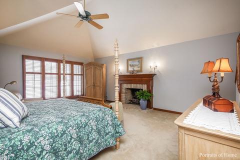 8921 Royal Dr, Burr Ridge, IL 60527 photo 24