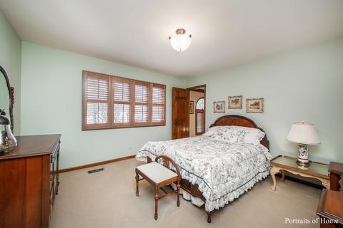 8921 Royal Dr, Burr Ridge, IL 60527 photo 29