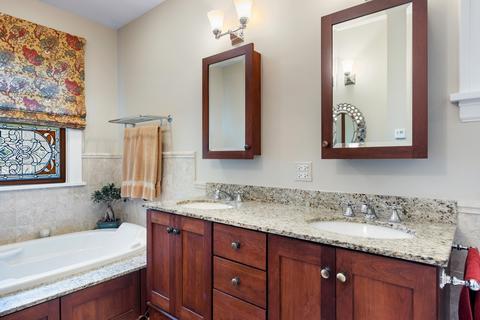 650 Forest Ave, Evanston, IL 60202 photo 17