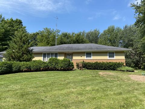 6917 Maple St, Marengo, IL 60152 photo 1