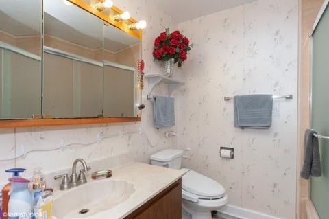 1590 Blackhawk Trl, Wheeling, IL 60090 photo 7