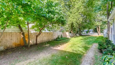 9716 Arthur Dr, Algonquin, IL 60102 photo 24