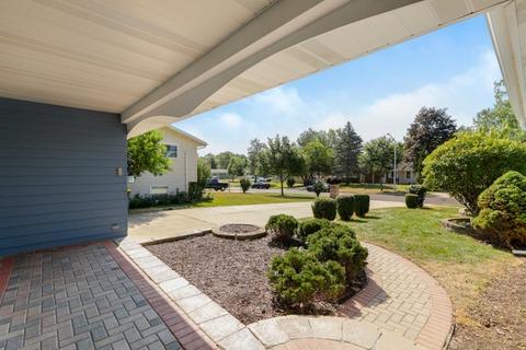 511 Apache Ln, Carol Stream, IL 60188 photo 3