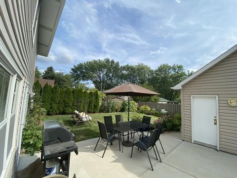 3715 Wren Ln, Rolling Meadows, IL 60008 photo 4