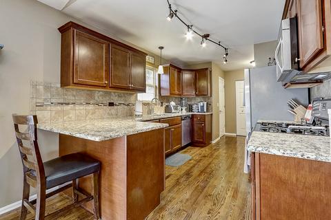 5750 Lake Pointe Dr, Plainfield, IL 60586 photo 6