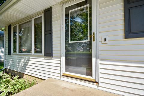 108 W Main St, Sidney, IL 61877 photo 3
