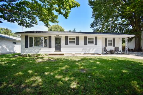 108 W Main St, Sidney, IL 61877 photo 1