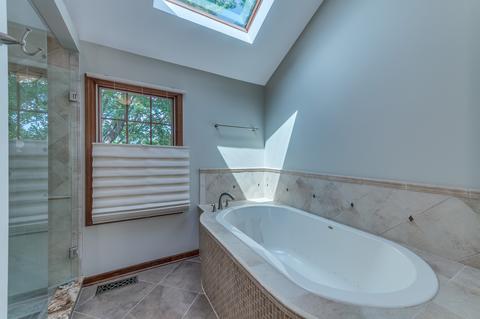 1135 Stuart Ct, Naperville, IL 60540 photo 16