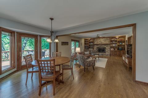 1135 Stuart Ct, Naperville, IL 60540 photo 6
