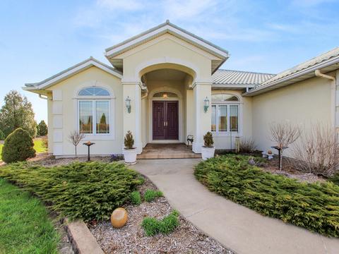 919 County Rd 2800 E, El Paso, IL 61738 photo 2