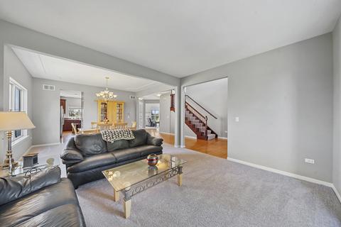 26736 Lindengate Cir, Plainfield, IL 60585 photo 9