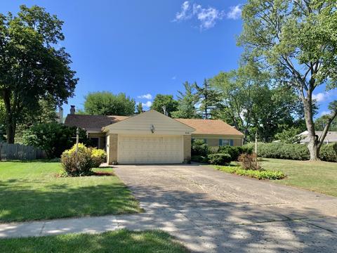 312 Parkway Dr, Wheaton, IL 60187 photo 1