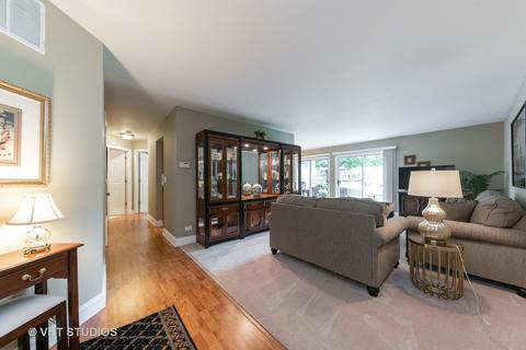 1400 Ashton Ct #A1, Wheeling, IL 60090 photo 2