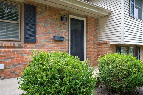 811 Karin Dr, Normal, IL 61761 photo 3