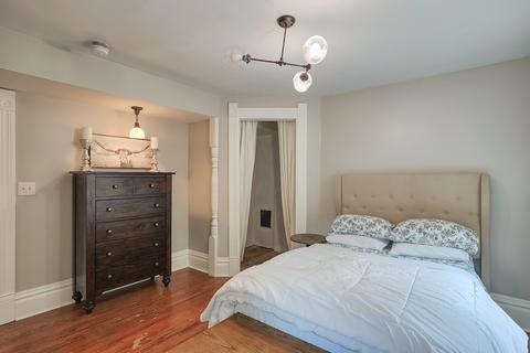 308 W Clark St, Champaign, IL 61820 photo 33