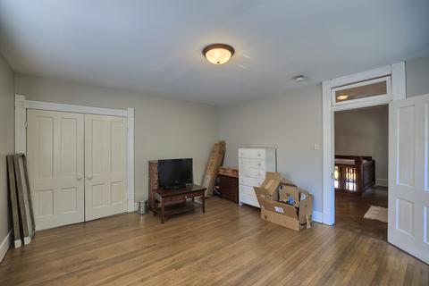 308 W Clark St, Champaign, IL 61820 photo 59