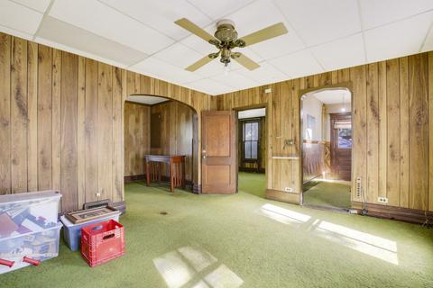 35 Lovell St, Elgin, IL 60120 photo 4