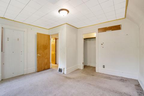 35 Lovell St, Elgin, IL 60120 photo 13