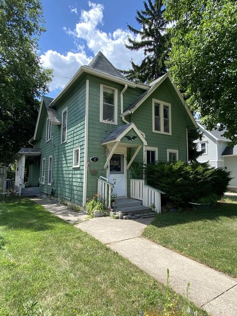 35 Lovell St, Elgin, IL 60120 photo 1