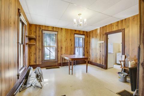 35 Lovell St, Elgin, IL 60120 photo 9