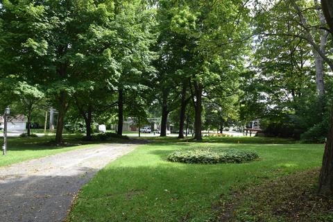 209 E Forest St, Marengo, IL 60152 photo 4