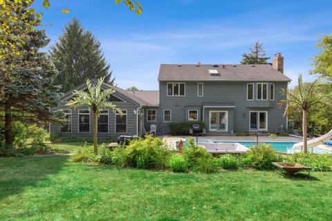 311 Fairway View Dr, Algonquin, IL 60102 photo 3